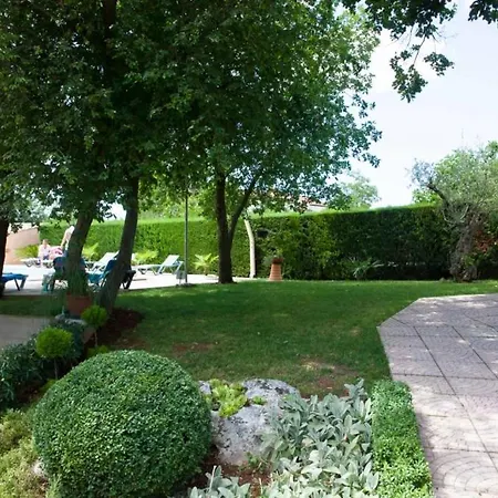 House In With Balcony, Air Conditioning, Wifi, Washing Machine * Porec